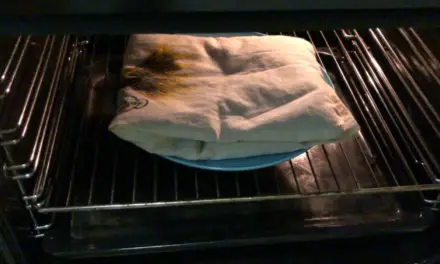 Körnerkissen im Backofen erwärmen