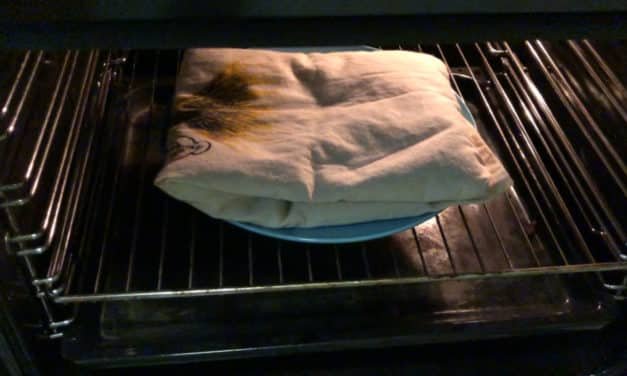 Körnerkissen im Backofen erwärmen